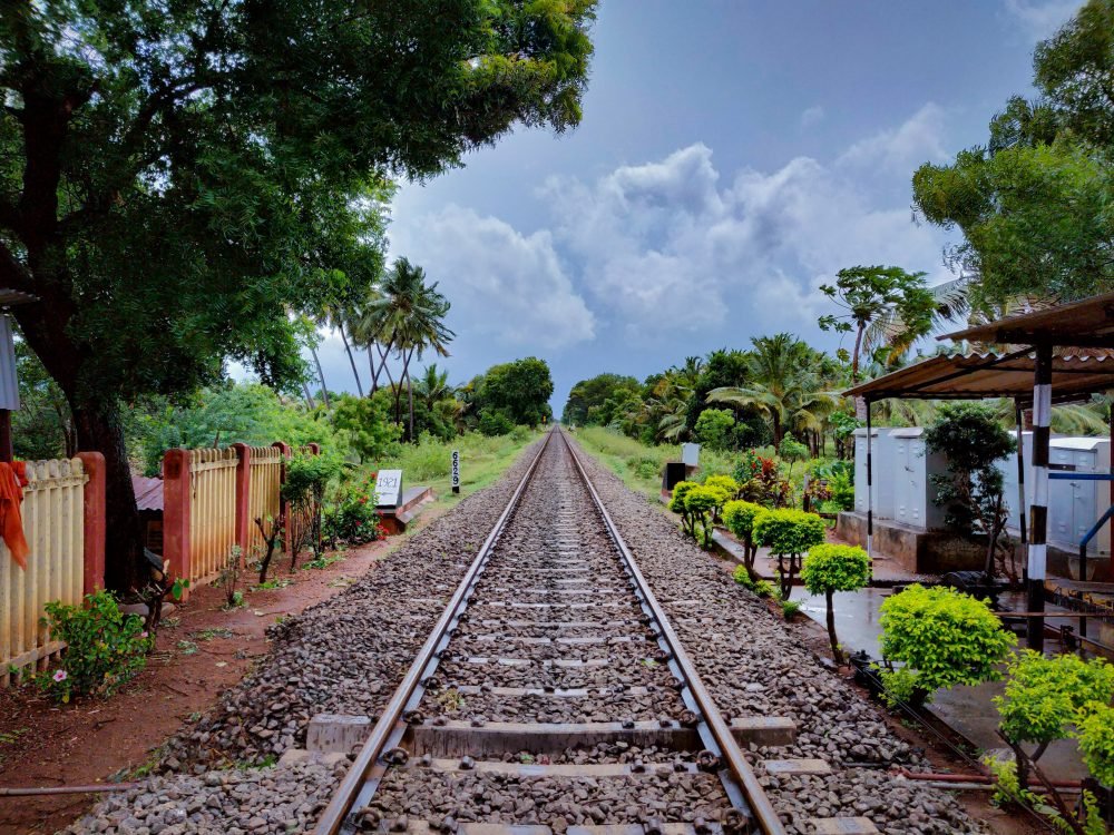 Kadayanallur Railway Crossing